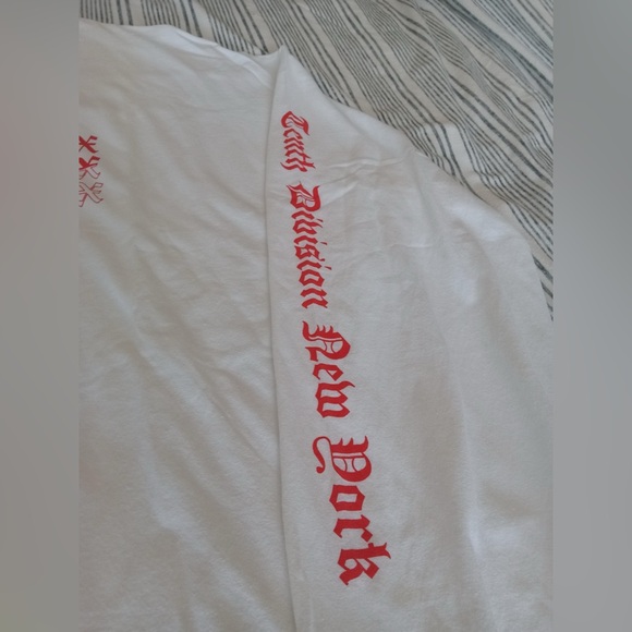 10.DEEP “Tenth Division New York” Long Sleeve *EUC* - Picture 3 of 9